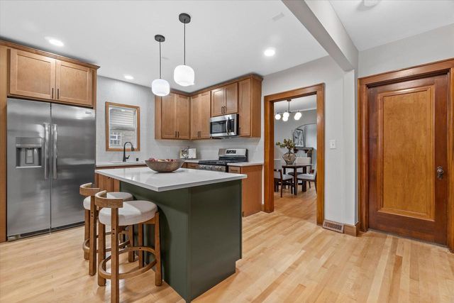 2646 N 69th STREET, Wauwatosa, WI 53213