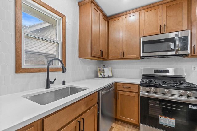 2646 N 69th STREET, Wauwatosa, WI 53213