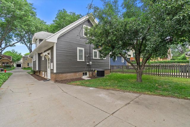 2646 N 69th STREET, Wauwatosa, WI 53213