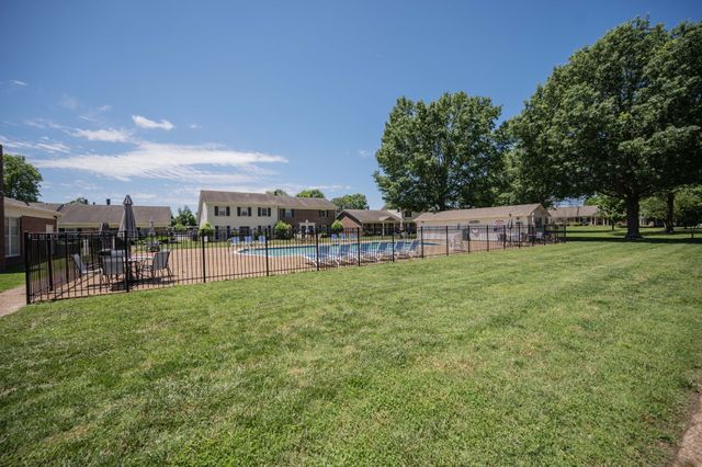 1126 E Northfield Blvd, Murfreesboro, TN 37130