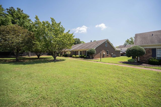 1126 E Northfield Blvd, Murfreesboro, TN 37130