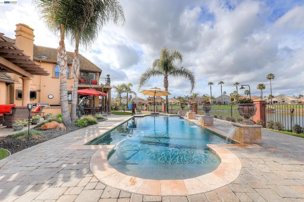 Image 38 of property listing at 1310 Hampton Ct, Discovery Bay, CA 94505