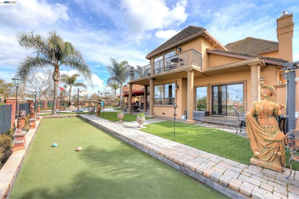 Image 42 of property listing at 1310 Hampton Ct, Discovery Bay, CA 94505