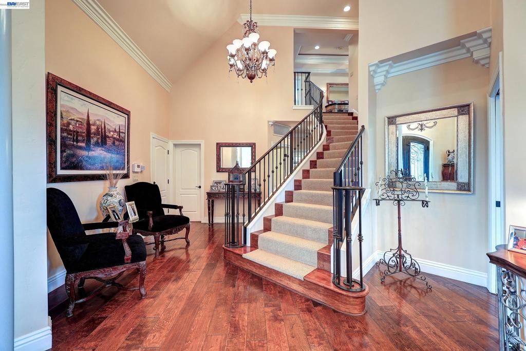 Image 8 of property listing at 1310 Hampton Ct, Discovery Bay, CA 94505