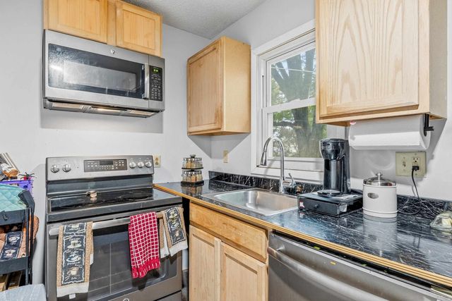 3108 W Dora St, Wichita, KS 67213