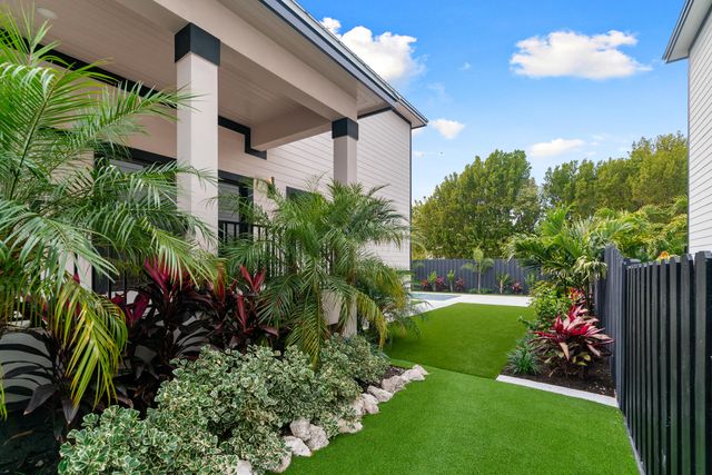 17 Coral Way, Key Largo, FL 33037