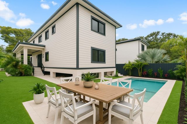 17 Coral Way, Key Largo, FL 33037