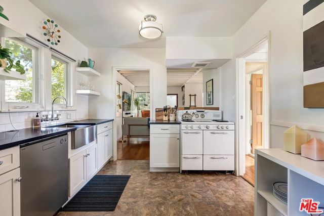 667 Marine Street, Santa Monica, CA 90405