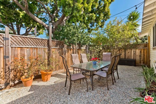 667 Marine Street, Santa Monica, CA 90405