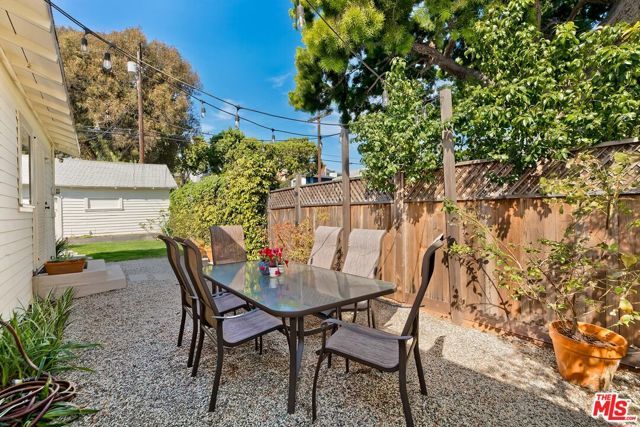 667 Marine Street, Santa Monica, CA 90405