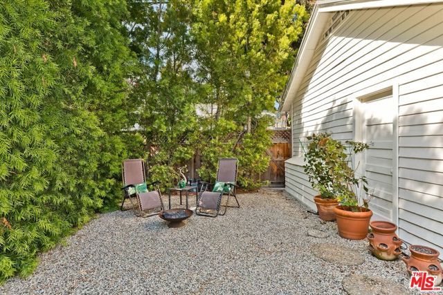 667 Marine Street, Santa Monica, CA 90405