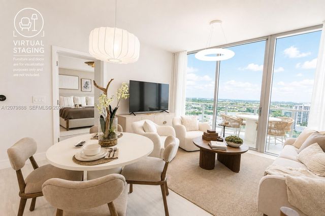 2411 Laguna Circle 810, North Miami, FL 33181