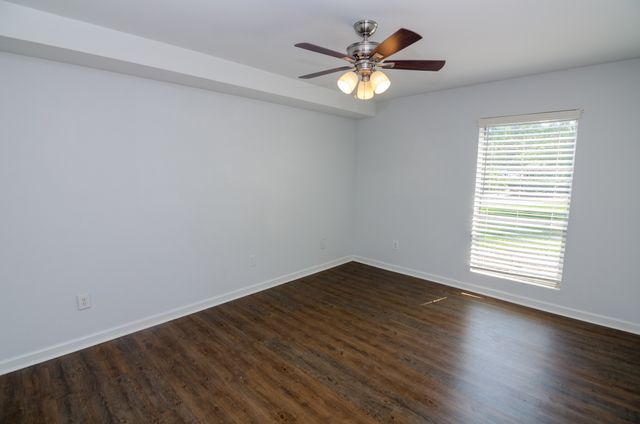 515 Basswood Ave Apt B21, Nashville, TN 37209