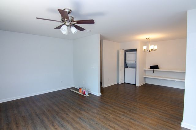 515 Basswood Ave Apt B21, Nashville, TN 37209