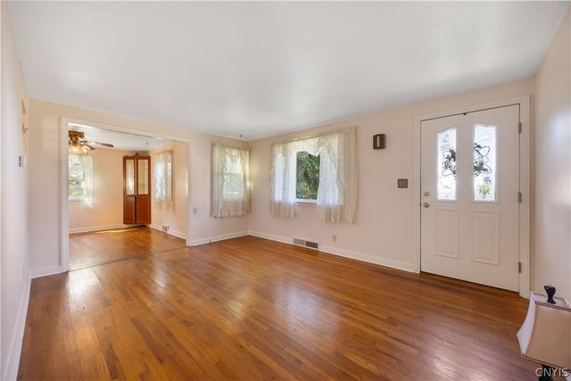 108 Stanley Drive, Geddes, NY 13219