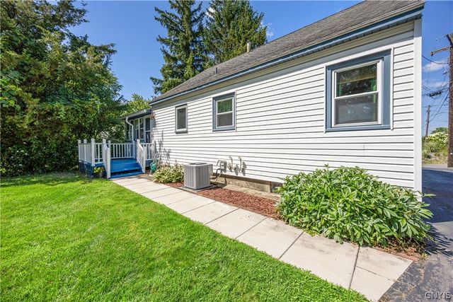 108 Stanley Drive, Geddes, NY 13219