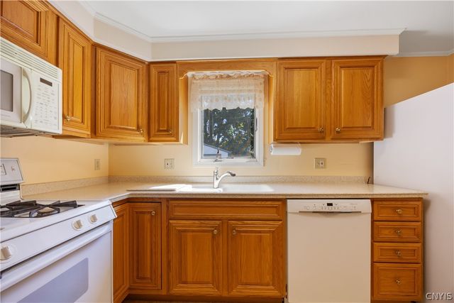 108 Stanley Drive, Geddes, NY 13219