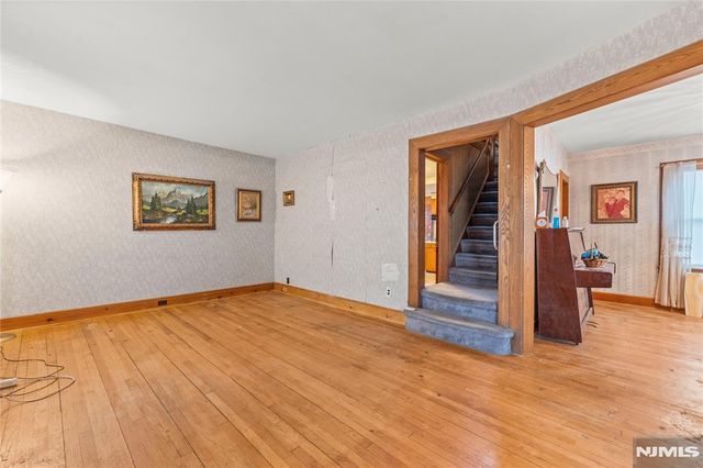 101 Reid Avenue, Passaic, NJ 07055