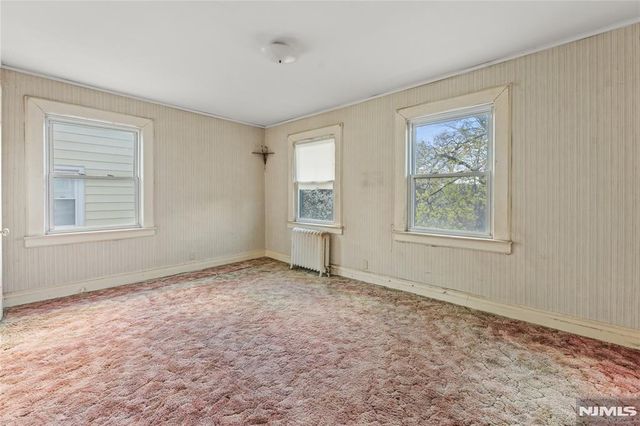 101 Reid Avenue, Passaic, NJ 07055