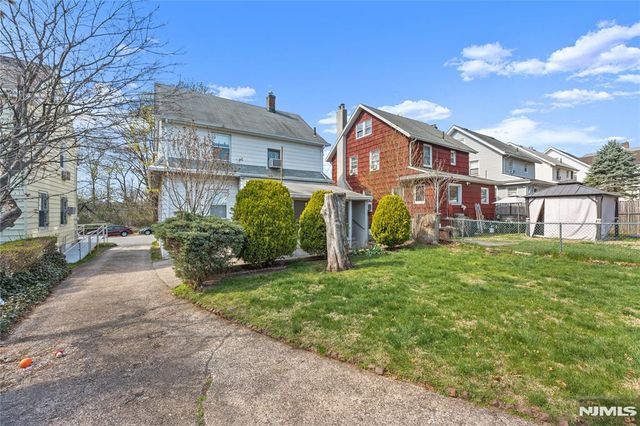 101 Reid Avenue, Passaic, NJ 07055