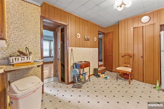 101 Reid Avenue, Passaic, NJ 07055