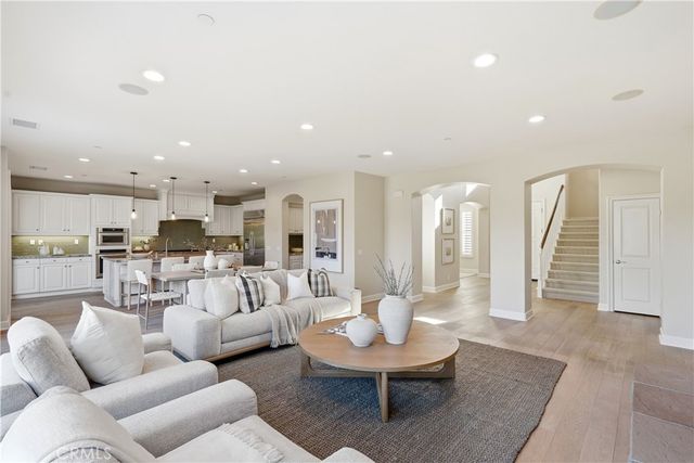 31800 Paseo Tarazona, San Juan Capistrano, CA 92675