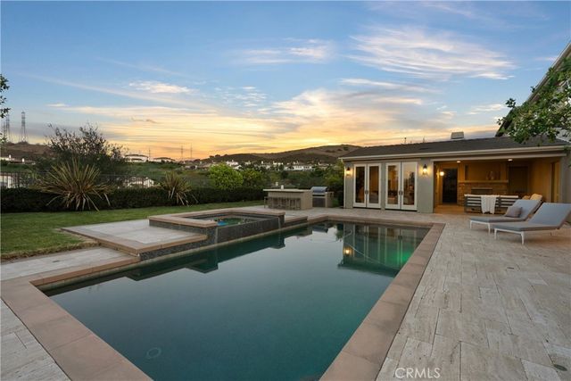 31800 Paseo Tarazona, San Juan Capistrano, CA 92675