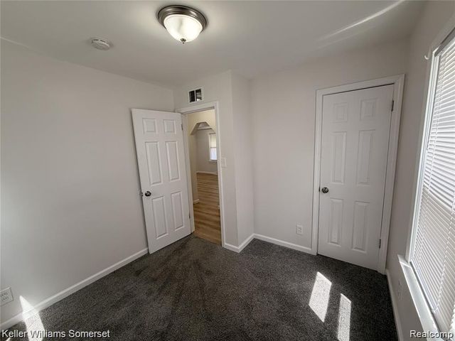 8226 Prospect Avenue, Warren, MI 48089
