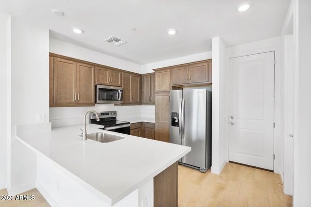 11300 N Casa Dega Drive 1068, Surprise, AZ 85388