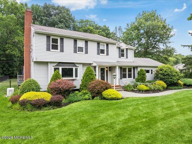 15 Coventry Drive, Freehold, NJ 07728
