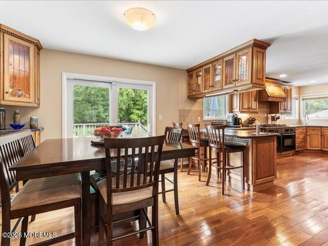 15 Coventry Drive, Freehold, NJ 07728