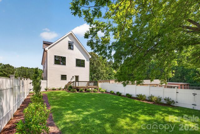 411 Brevard Street, Waxhaw, NC 28173