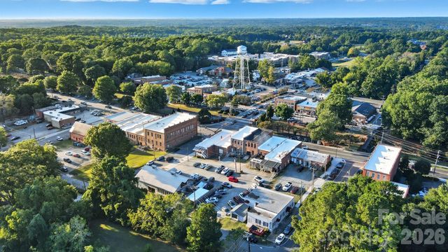 411 Brevard Street, Waxhaw, NC 28173
