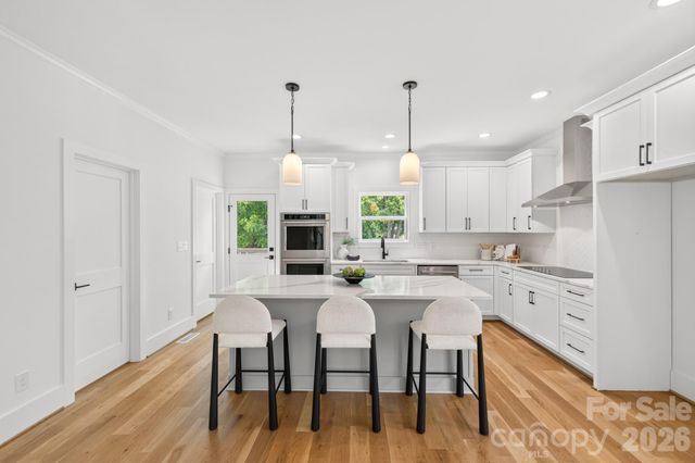 411 Brevard Street, Waxhaw, NC 28173