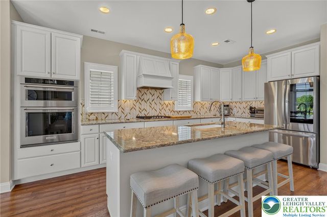 3943 Victors Way, Bethlehem Twp, PA 18045