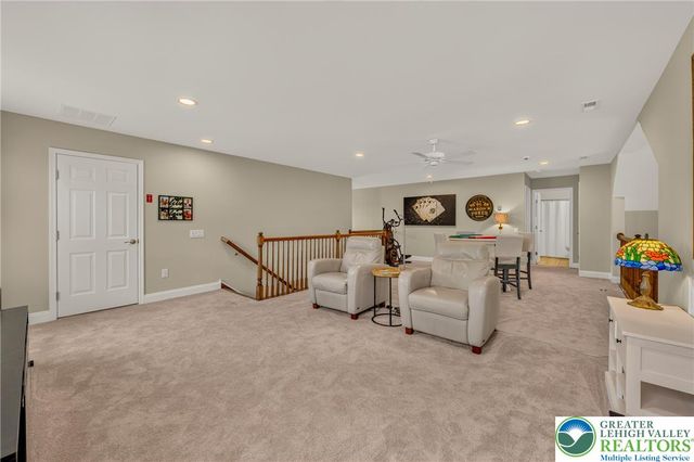 3943 Victors Way, Bethlehem Twp, PA 18045