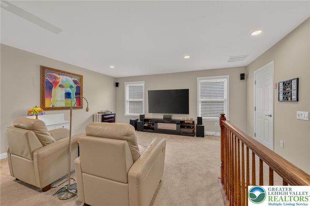 3943 Victors Way, Bethlehem Twp, PA 18045