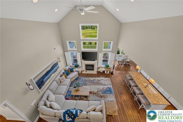 3943 Victors Way, Bethlehem Twp, PA 18045