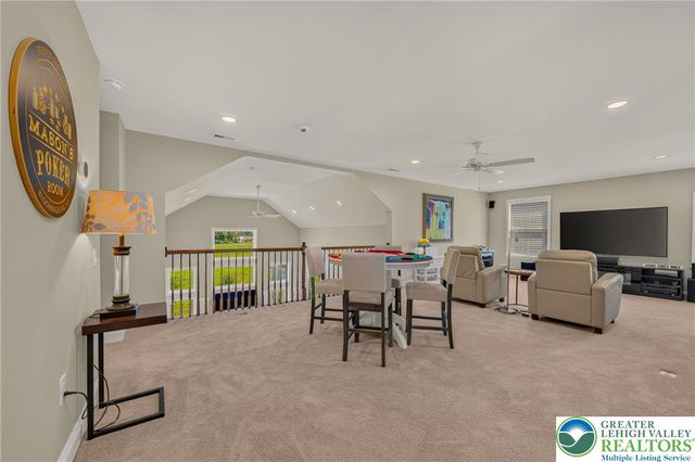 3943 Victors Way, Bethlehem Twp, PA 18045