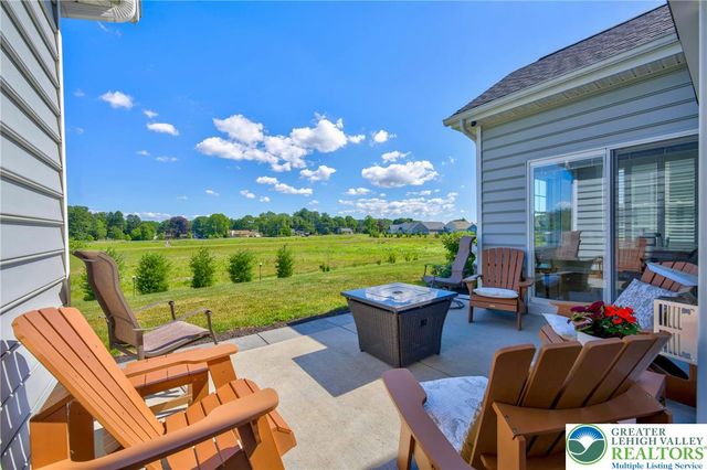 3943 Victors Way, Bethlehem Twp, PA 18045