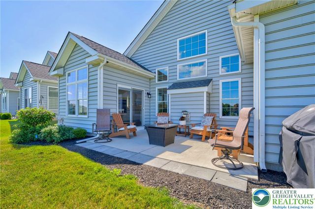 3943 Victors Way, Bethlehem Twp, PA 18045