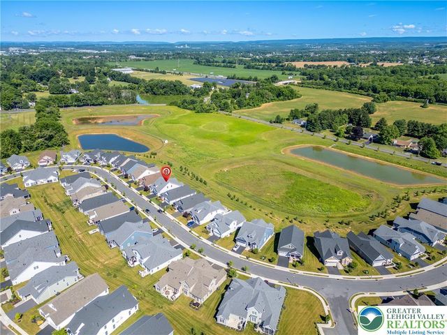 3943 Victors Way, Bethlehem Twp, PA 18045