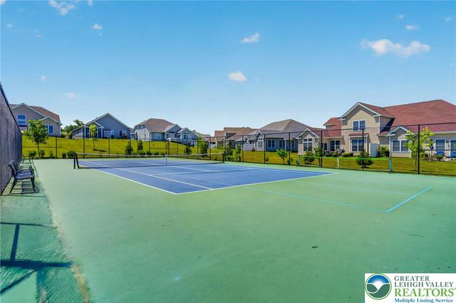 3943 Victors Way, Bethlehem Twp, PA 18045