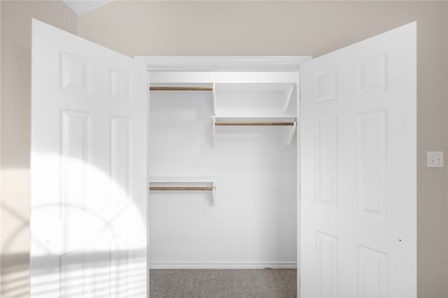 1301 Essex Green, College Station, TX 77845