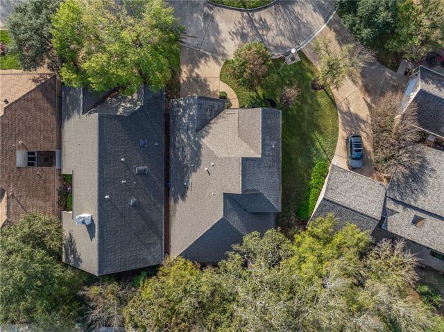 1301 Essex Green, College Station, TX 77845