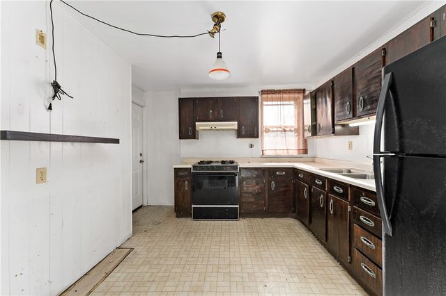 308 Merrimac St, Pittsburgh, PA 15211