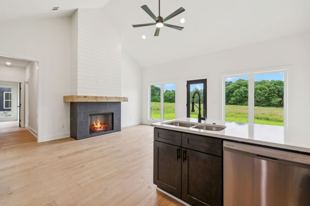 815 Oconner St, Smithville, TN 37166