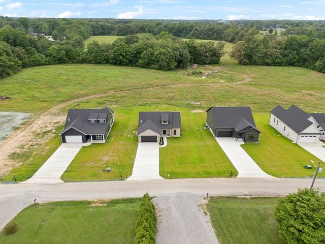 815 Oconner St, Smithville, TN 37166