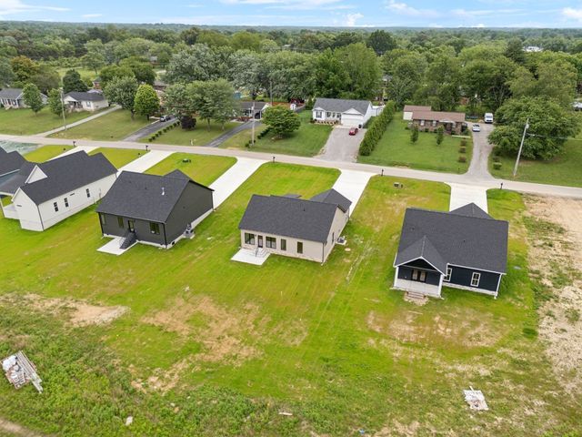 815 Oconner St, Smithville, TN 37166