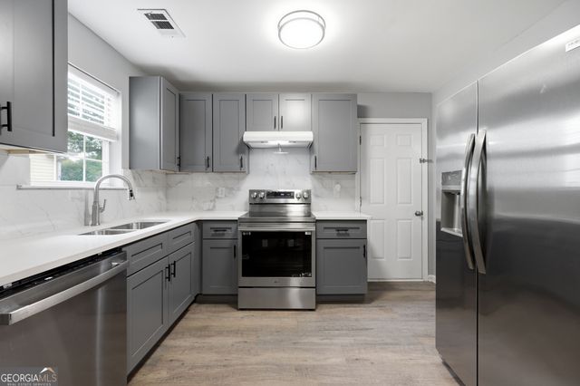 119 Misty Ridge Trail, Stockbridge, GA 30281